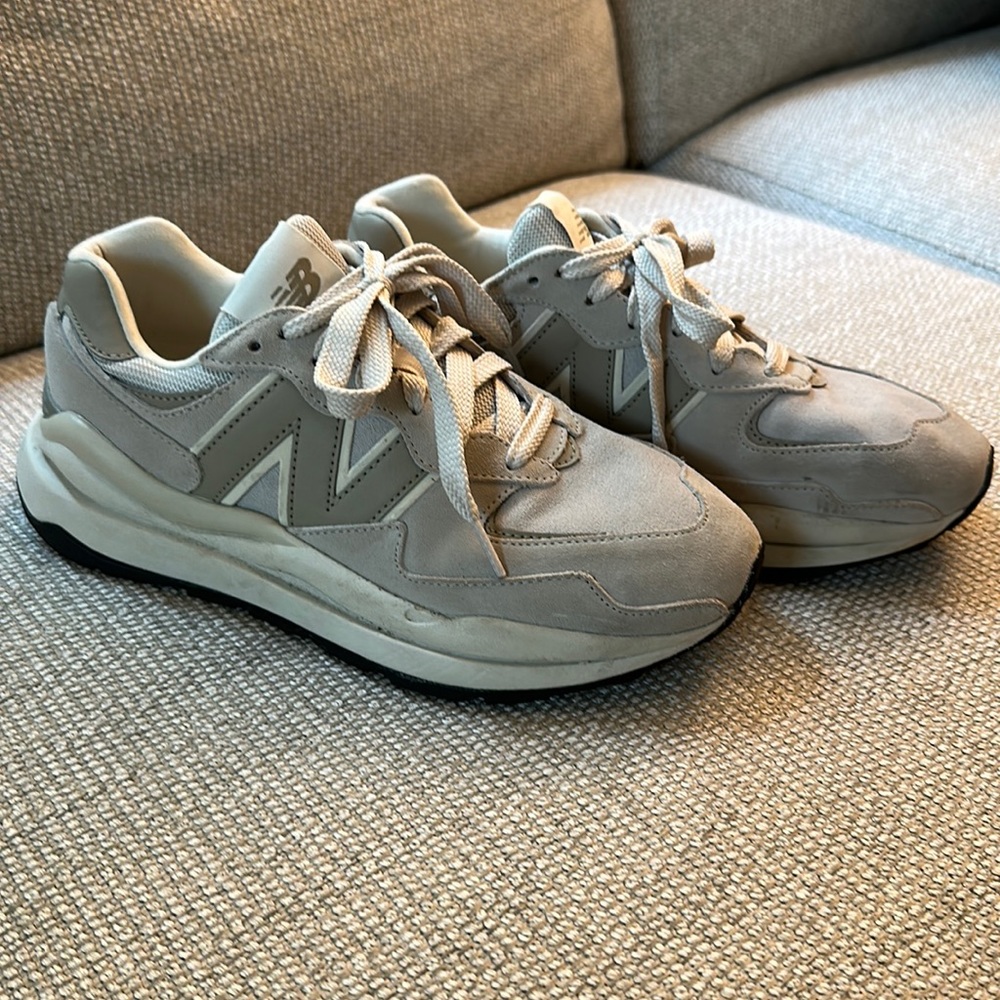 New Balance 57/40 - Size 9.5